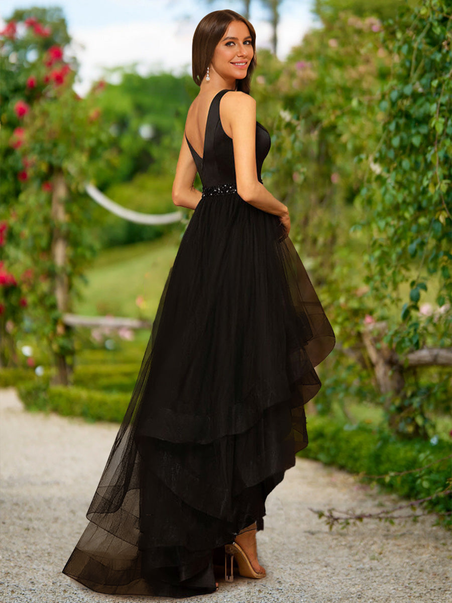 A-Line/Princess V-Neck Sleeveless Sash Formal Dresses