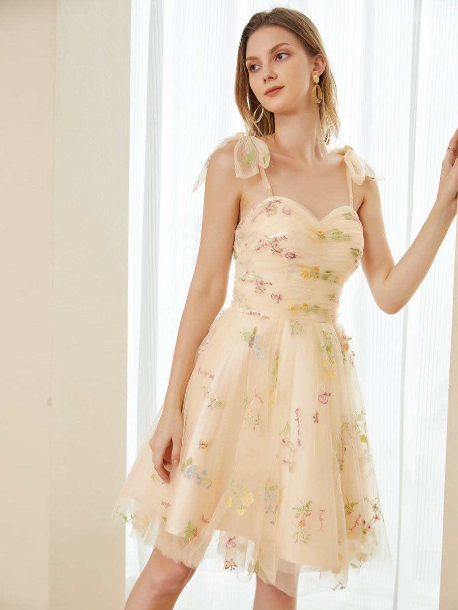 Retro A-Line Tulle Short Embroidery Semi Formal Dresses with Spaghetti Straps