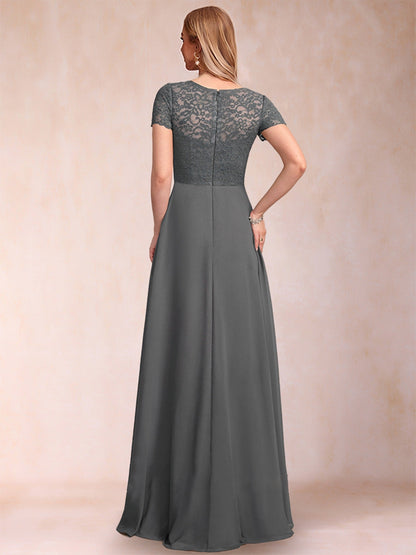 A-Line/Princess V-Neck Short Sleeves Mother of the Bride Dresses with Applique