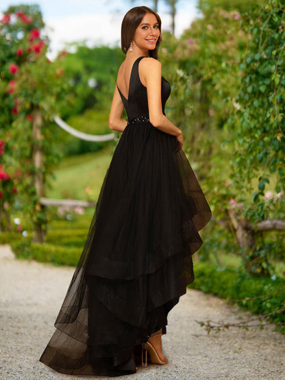 A-Line/Princess V-Neck Sleeveless Sash Formal Dresses