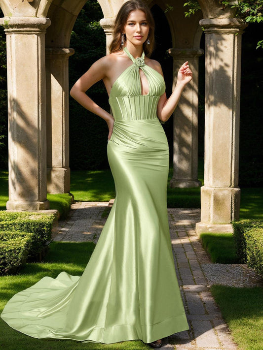 Trumpet/Mermaid Halter Sleeveless Ruched Formal Dresses