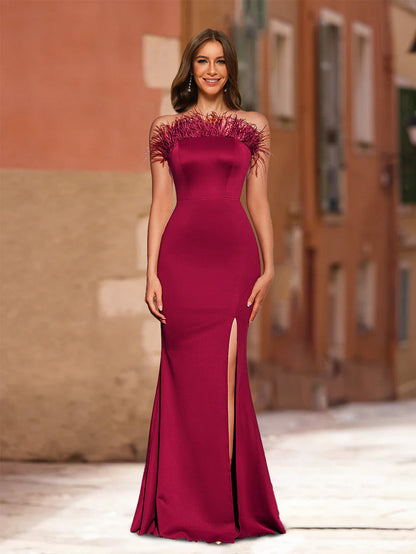 Trumpet/Mermaid Strapless Long Formal Dresses with Feathers
