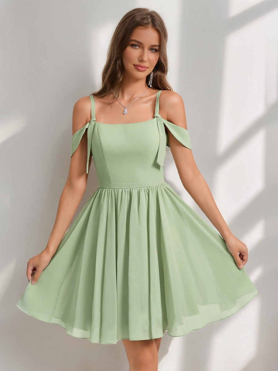 A-Line/Princess Square Sleeveless Chiffon Short Semi Formal Dresses with Pleats