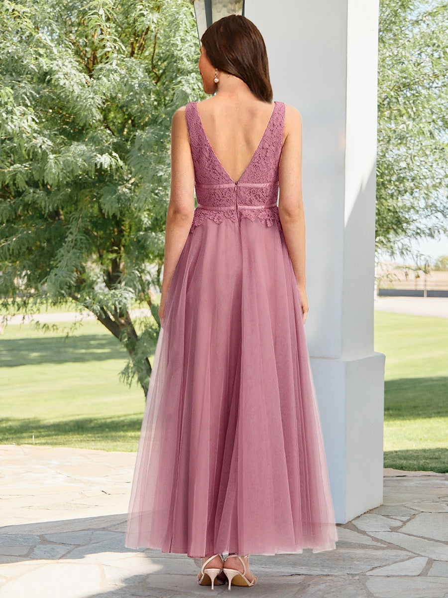 A-Line/Princess V-Neck Sleeveless Ankle-Length Wedding Guest Dresses With Lace Applique