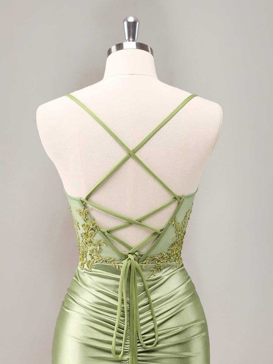 Sheath/Column Spaghetti Straps Sleeveless Ruched Mini Semi Formal Dresses With Appliques