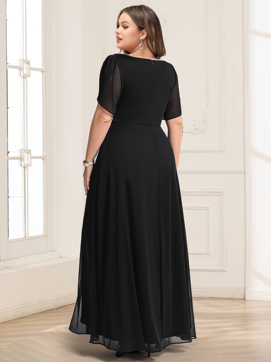 A-Line/Princess Short Sleeves V-Neck Plus Size Mother of the Bride Dresses With Sash