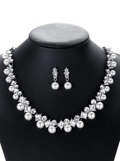 Women's Rhinestone Earrings Necklace Jewelry Set with Pearls
