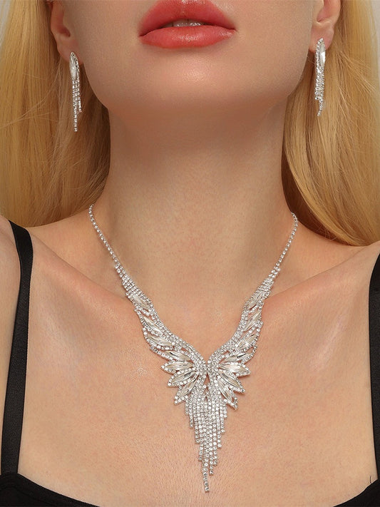 Women's Versatile Luxury Tassel Necklace and Earrings Jewelry Set