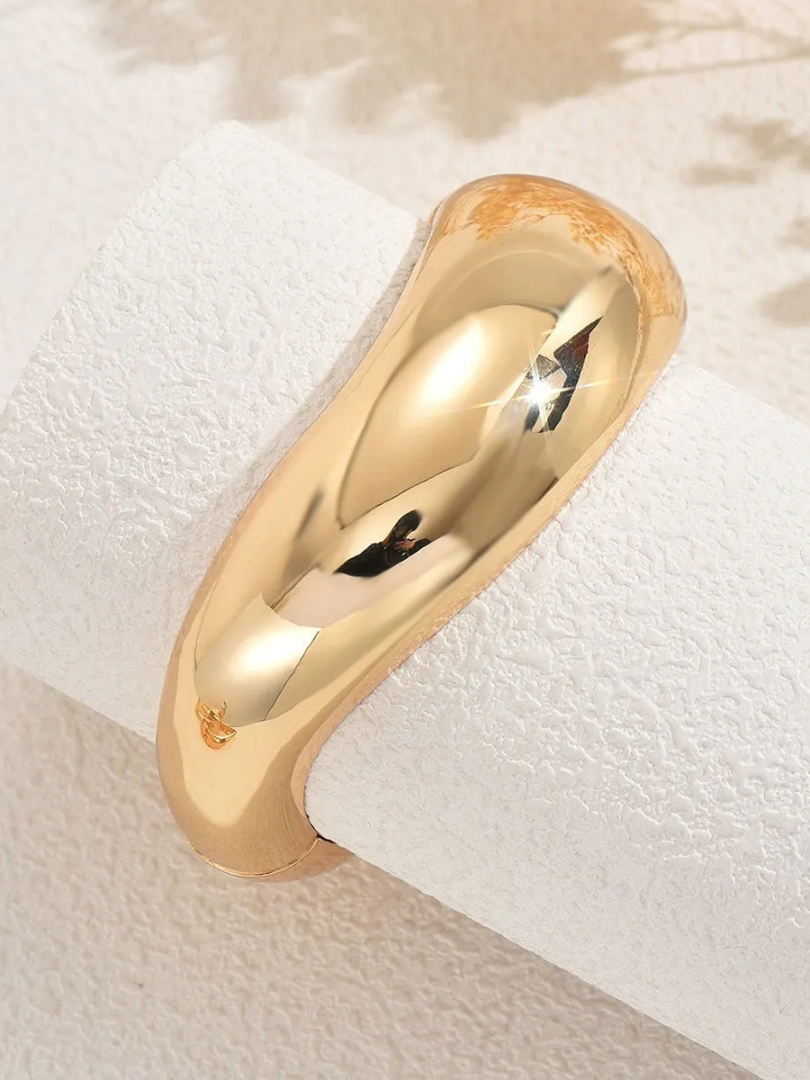 Versatile Geometric Smooth Metal Stylish Women's Bracelet