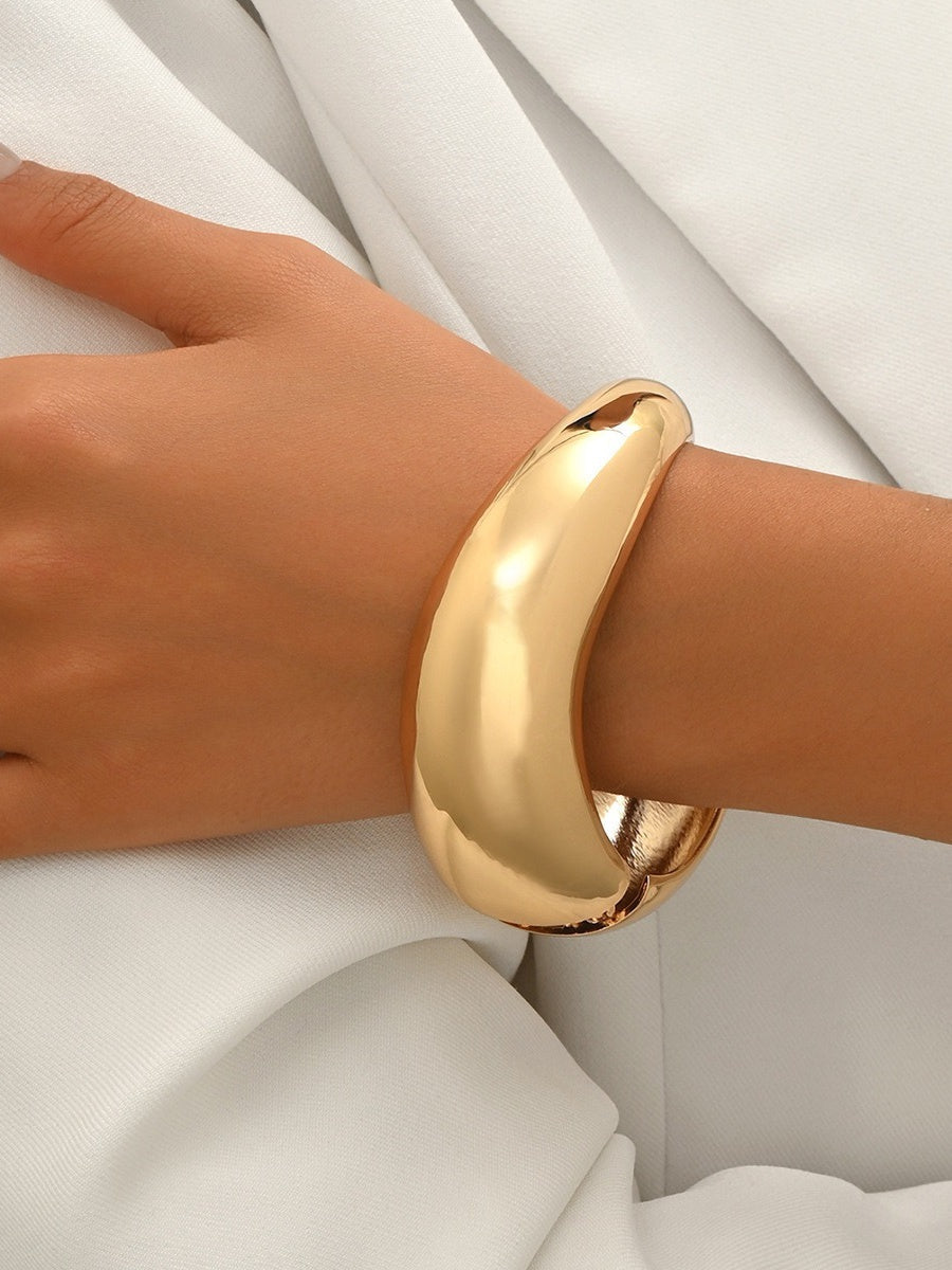 Versatile Geometric Smooth Metal Stylish Women's Bracelet