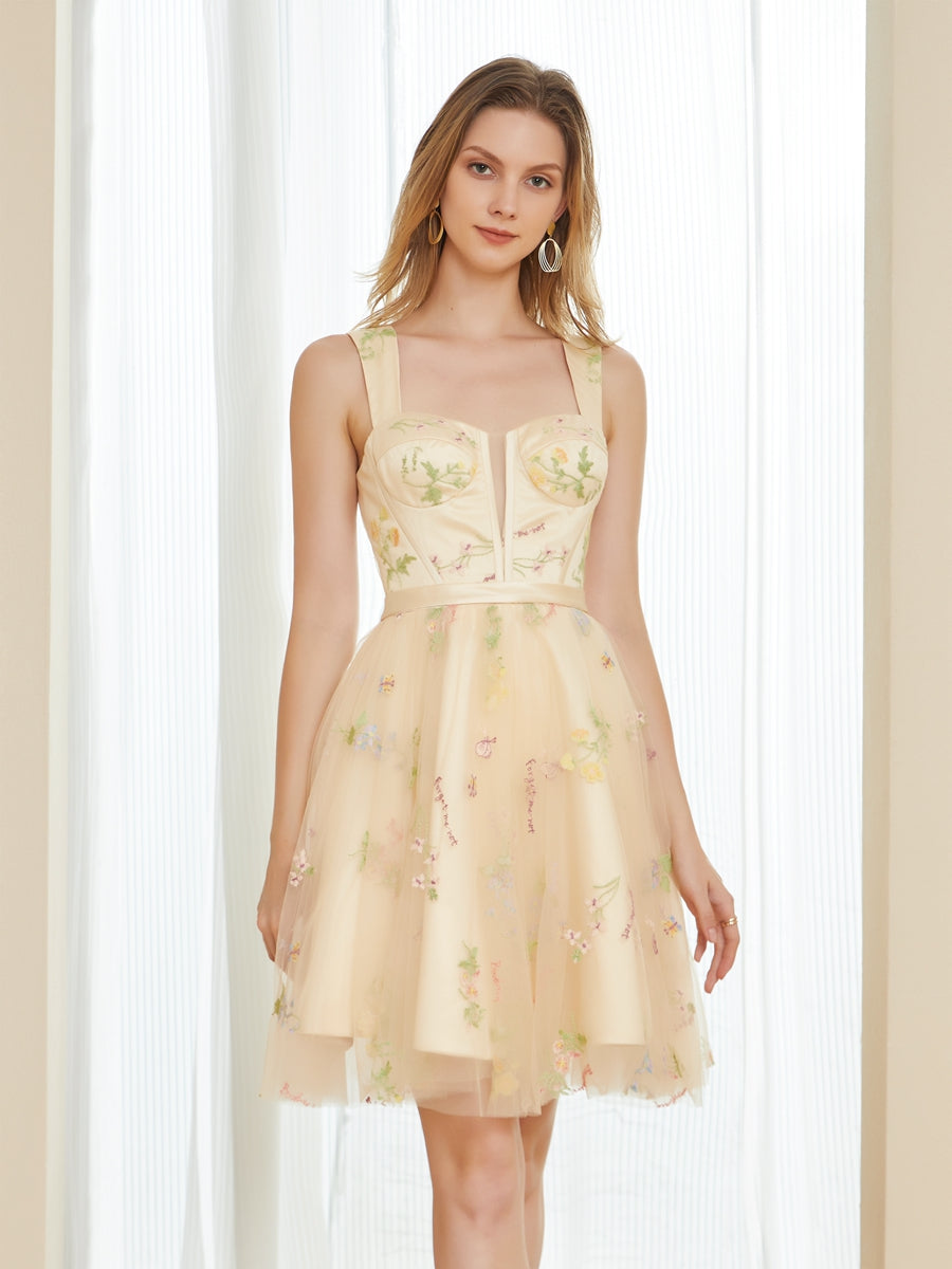 Retro A-Line Tulle Embroidery Short Semi Formal Dresses with Straps