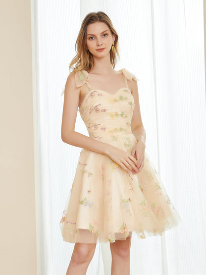 Retro A-Line Tulle Short Embroidery Semi Formal Dresses with Spaghetti Straps