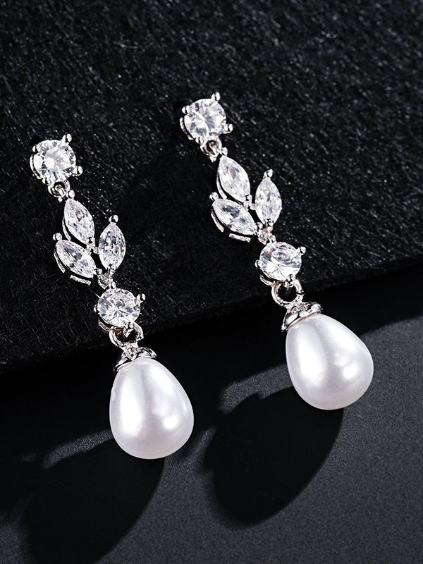 Luxury Women's Rhinestones and Pearl Drop Earrings